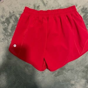 Lululemon hotty hots